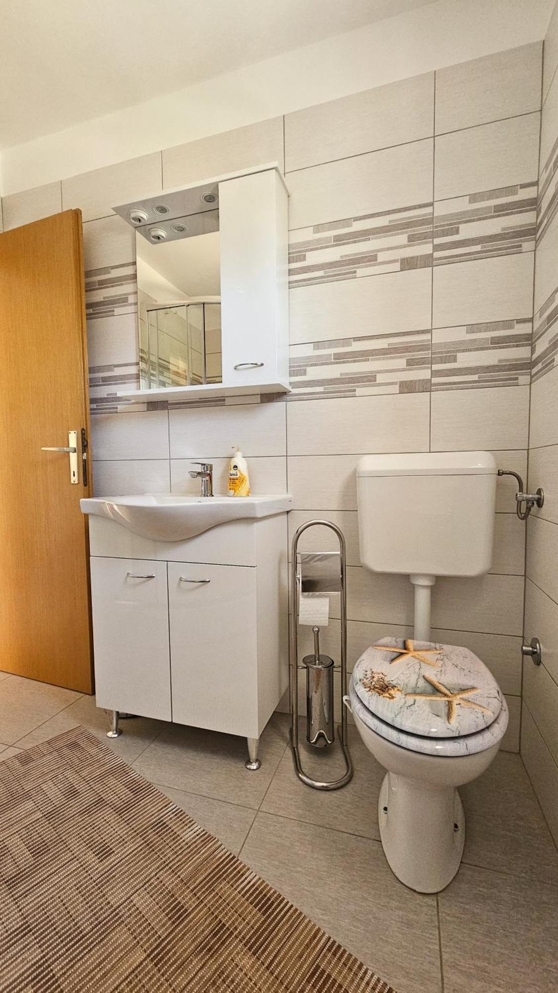 Apartman Petra Vrh  외부 사진